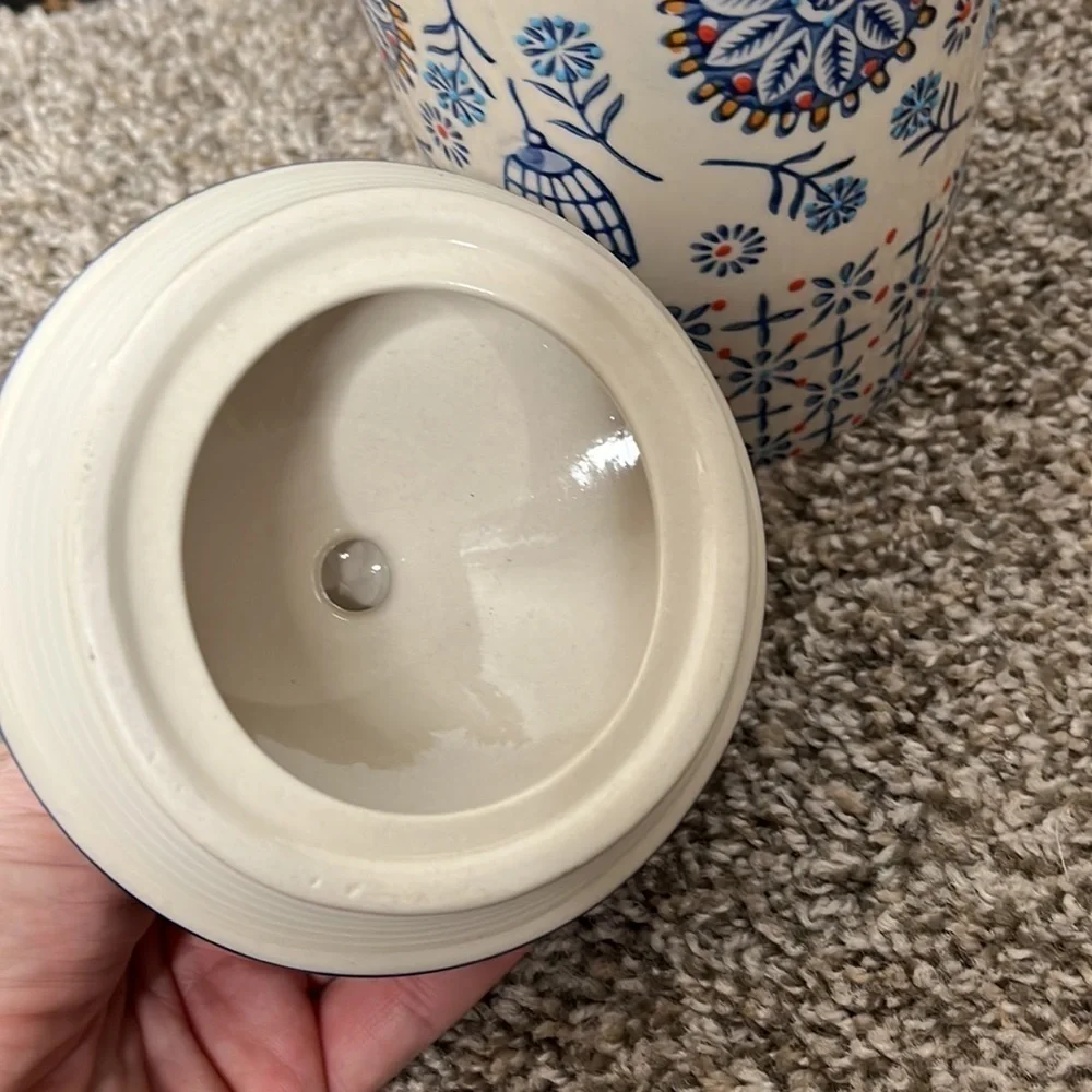 Ceramic hand painted Talavera-Floral Design jar